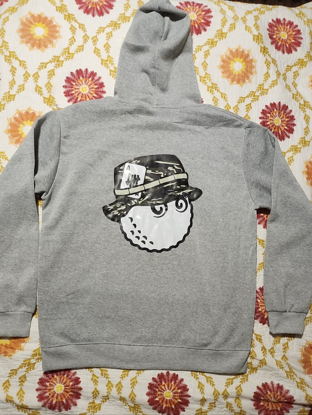 Malbon Golf And Undefeated Grey Hoodie Sz 2XL